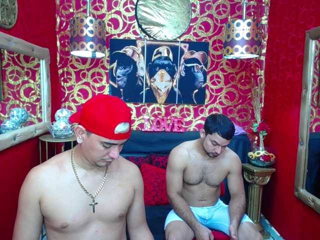 Live sex webcam photo for twoboys #290541803