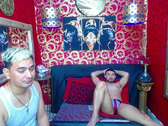 Live sex webcam photo for twoboys #290709517