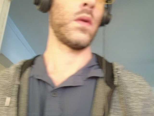 Live sex webcam photo for uCaughtAlex #288084162