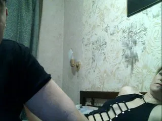 Live sex webcam photo for uckyCoupleXXX #200958279