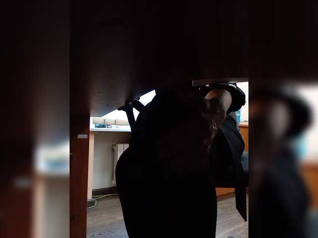 Live sex webcam photo for ula2015 #291145050