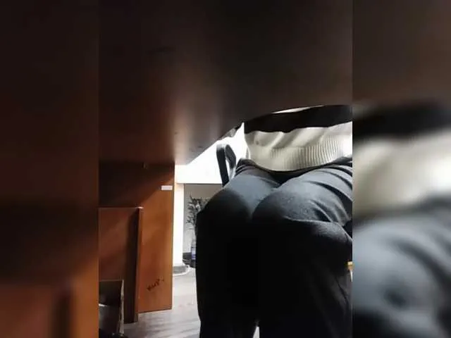 Live sex webcam photo for ula2015 #292167991