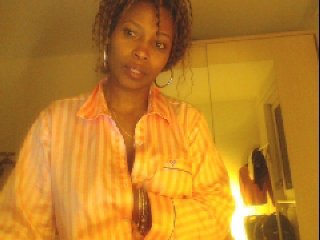 Live sex webcam photo for urblackcherry #151952468