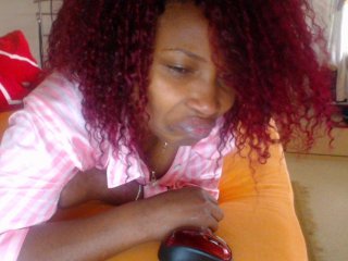 Live sex webcam photo for urblackcherry #152366932