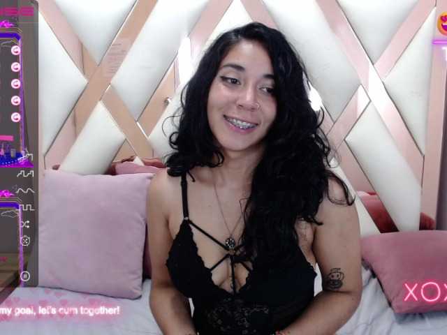 Live sex webcam photo for vale-sams #275650542