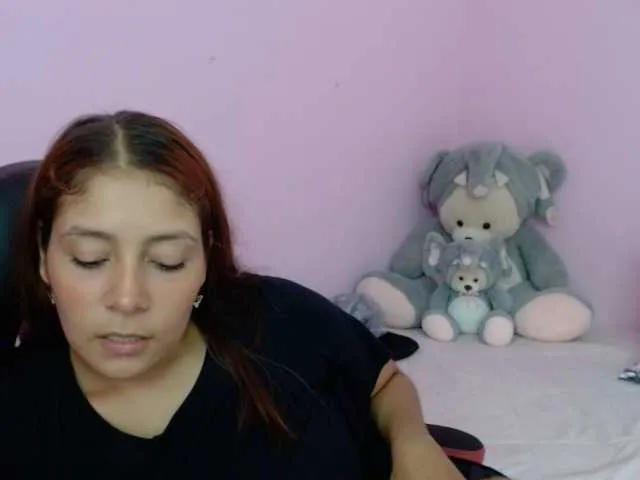 Live sex webcam photo for valenbigboobs #276108051