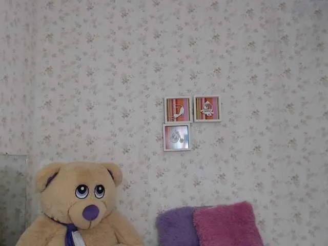 Live sex webcam photo for valenbigboobs #276726358