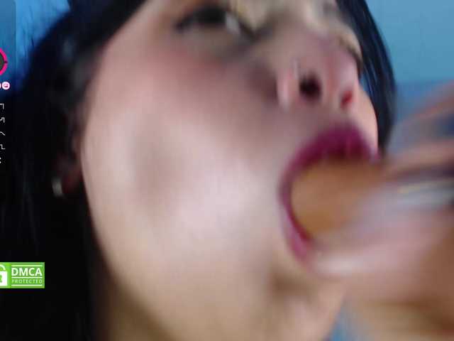 Live sex webcam photo for valenpretty #277294421