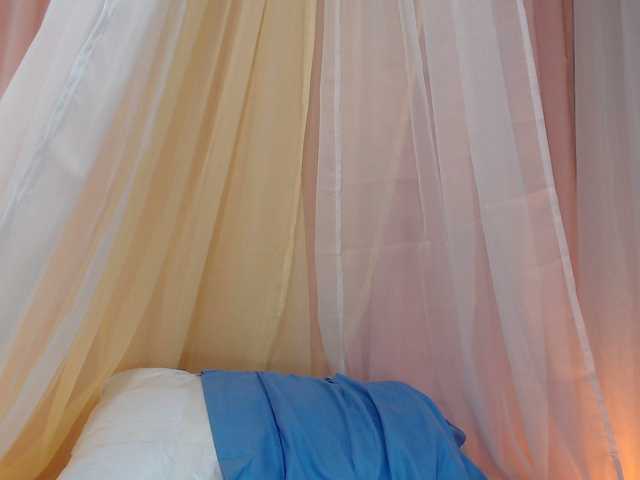 Live sex webcam photo for valenpretty #290713438