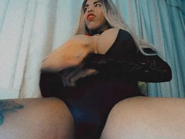 Live sex webcam photo for valentinabigcock #277963064