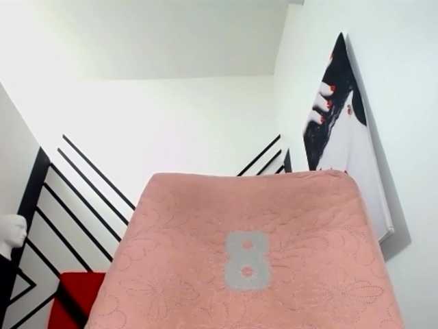 Live sex webcam photo for valentinabigcock #292428947