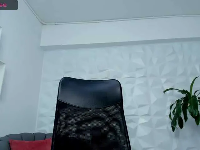 Live sex webcam photo for valentinagil6 #276654978