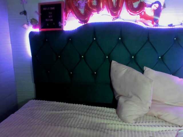 Live sex webcam photo for valentinalitt #273242050