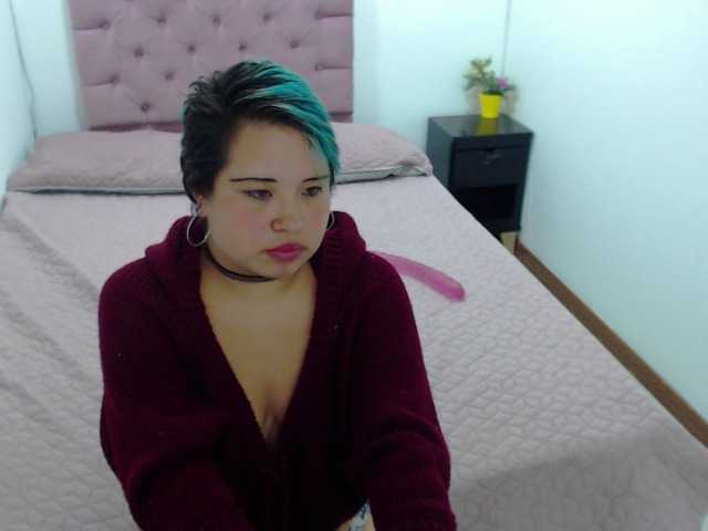 Live sex webcam photo for valeria-blue- #272638308