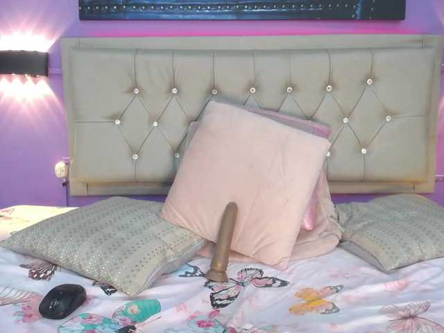 Live sex webcam photo for valeria-candy #272249900