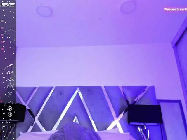 Live sex webcam photo for valeria-ferri #275658818