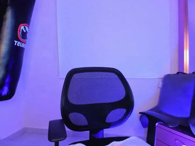 Live sex webcam photo for valeria-ferri #276164692