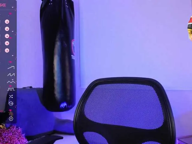 Live sex webcam photo for valeria-ferri #276264498