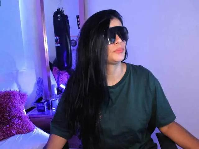 Live sex webcam photo for valeria-ferri #277251069