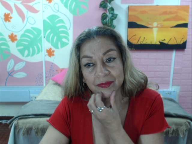 Live sex webcam photo for valeria-sexy #277832034