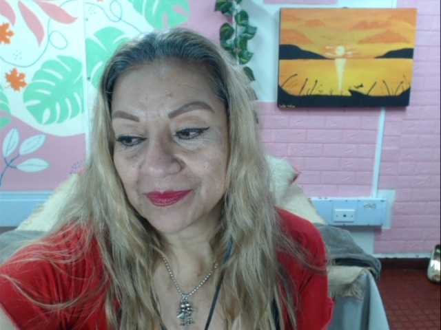 Live sex webcam photo for valeria-sexy #277893481