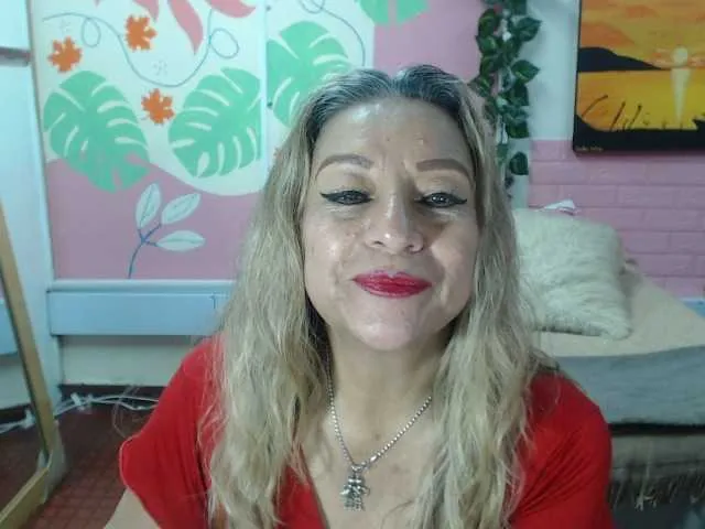 Live sex webcam photo for valeria-sexy #291052809