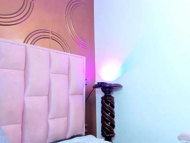 Live sex webcam photo for valeriaa19 #291843080