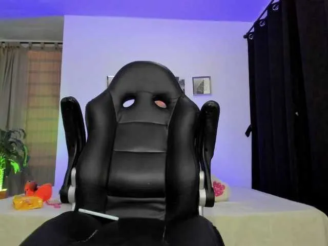 Live sex webcam photo for valerie-hatman #277760866