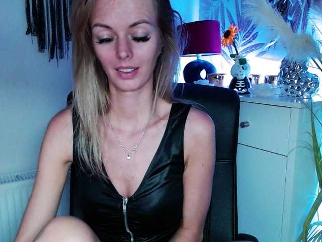 Live sex webcam photo for valeriecutex #290529097