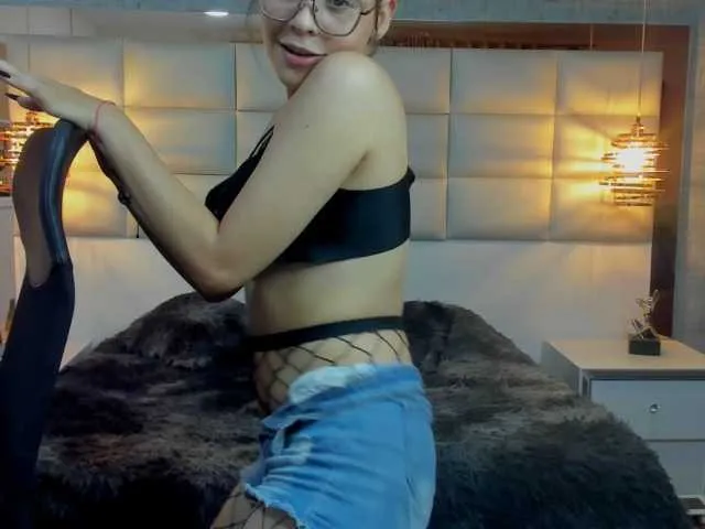 Live sex webcam photo for valery-15- #291607250