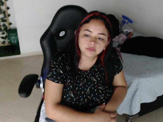 Live sex webcam photo for valery-cuper #273918970