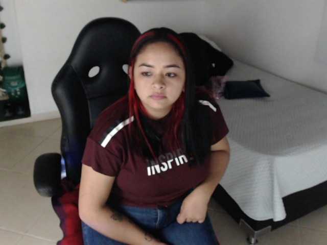 Live sex webcam photo for valery-cuper #274218564