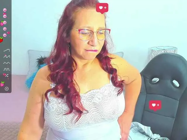 Live sex webcam photo for valerysweett1 #272523488