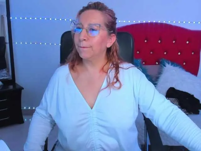 Live sex webcam photo for valerysweett1 #277596304