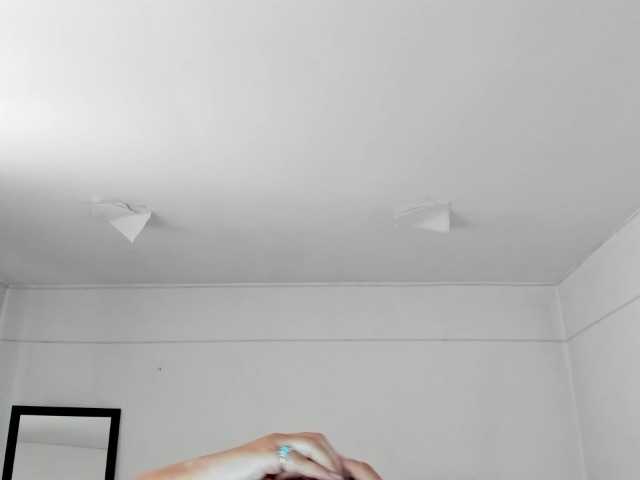 Live sex webcam photo for valerysweett1 #290008279