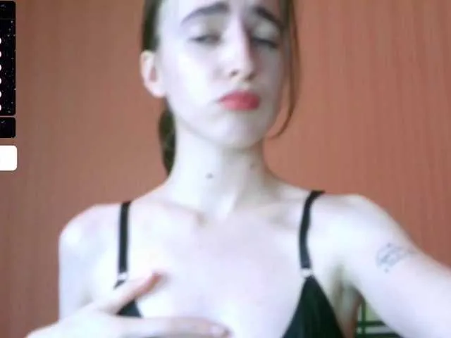 Live sex webcam photo for valetiio #276425031