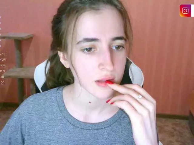 Live sex webcam photo for valetiio #277619107
