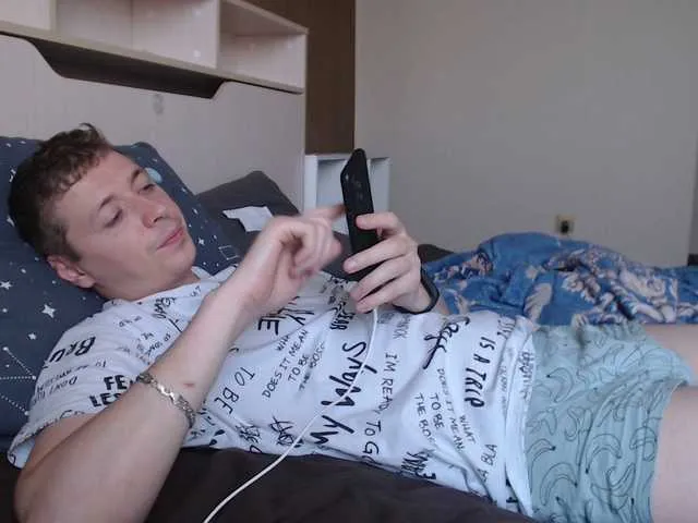 Live sex webcam photo for valusha199176 #275647420