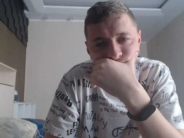 Live sex webcam photo for valusha199176 #276383223