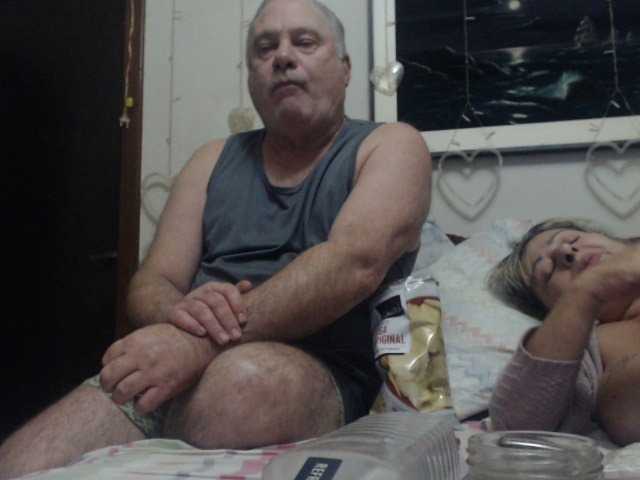 Live sex webcam photo for vandrobia #275610299