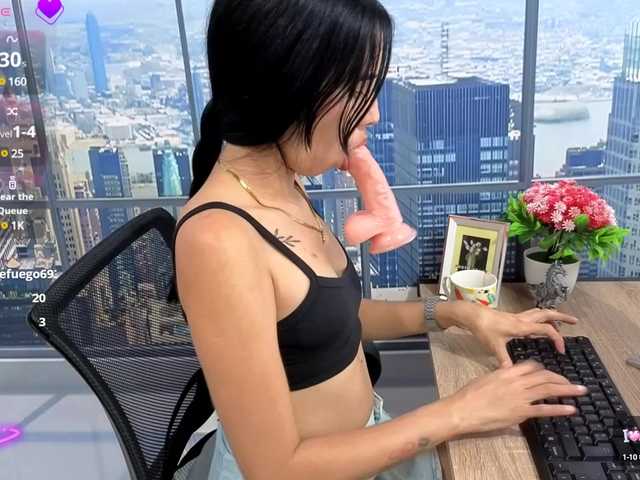Live sex webcam photo for vanesa19 #291426792