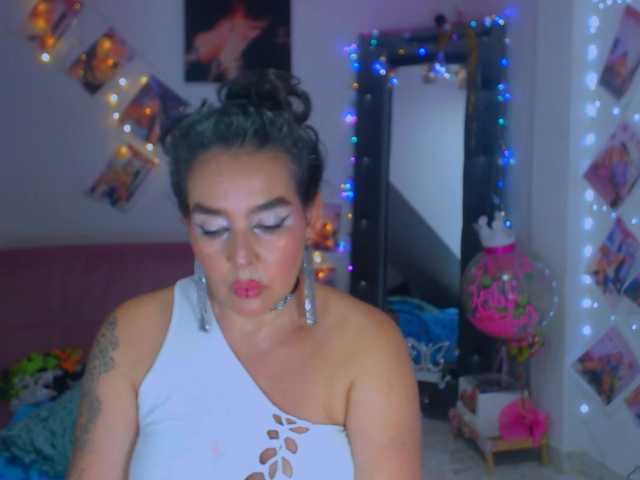 Live sex webcam photo for vanesaalatina #291598766