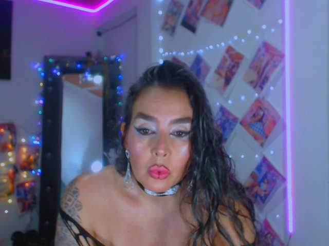 Live sex webcam photo for vanesaalatina #291834061