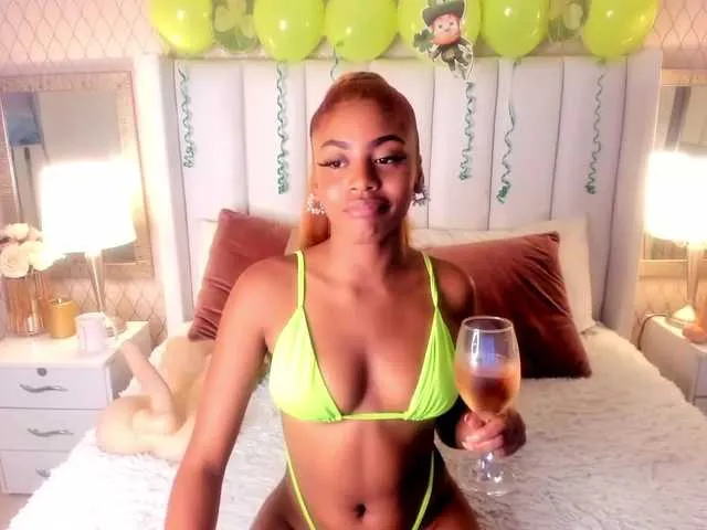 Live sex webcam photo for vanessabianch #272783615