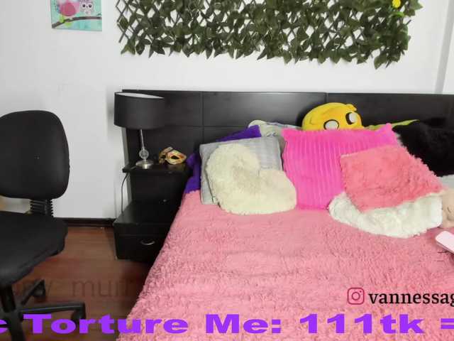 Live sex webcam photo for vanessag1 #274281181