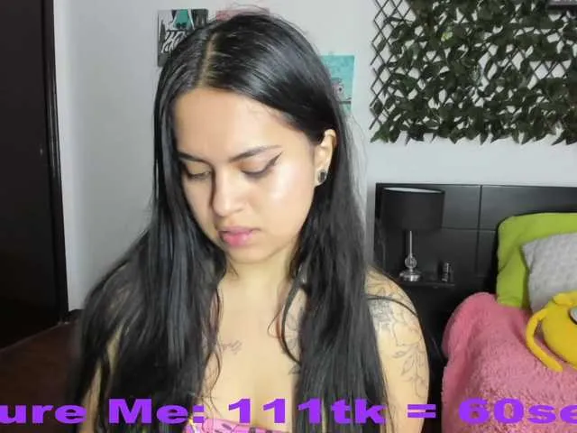 Live sex webcam photo for vanessag1 #274407625