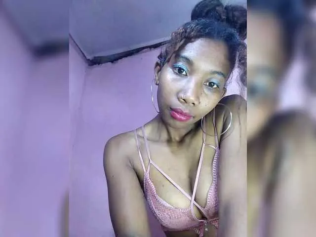 Live sex webcam photo for vanesslove #289356601