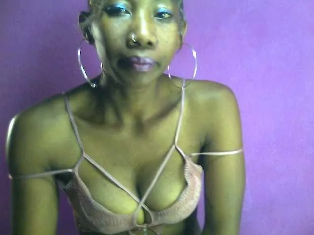 Live sex webcam photo for vanesslove #290045922