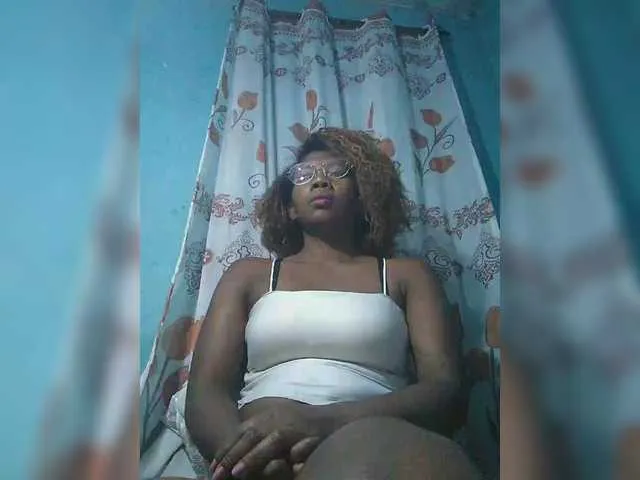 Live sex webcam photo for vanesslove #291037655
