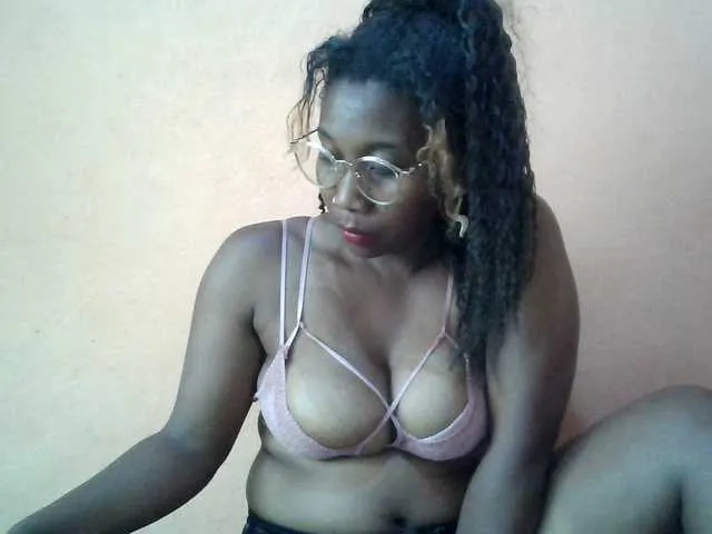 Live sex webcam photo for vanesslove #292261126